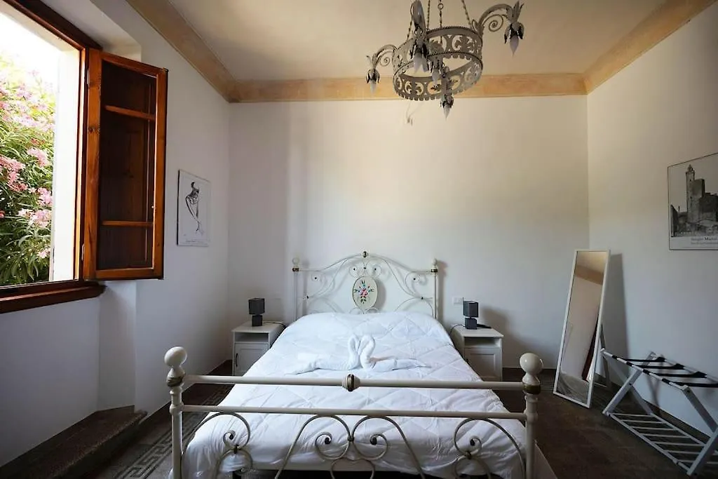 Un Passo Dalle Torri location